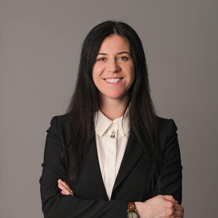 Anna Sarbinowska, pracownik sekretariatu