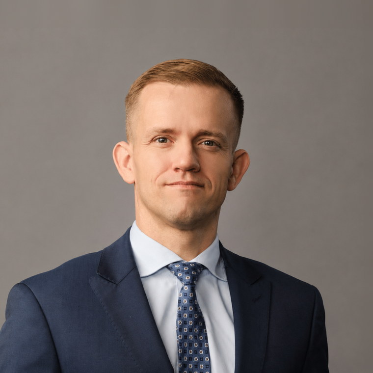 Jacek Barczak, partner zarządzający, radca prawny